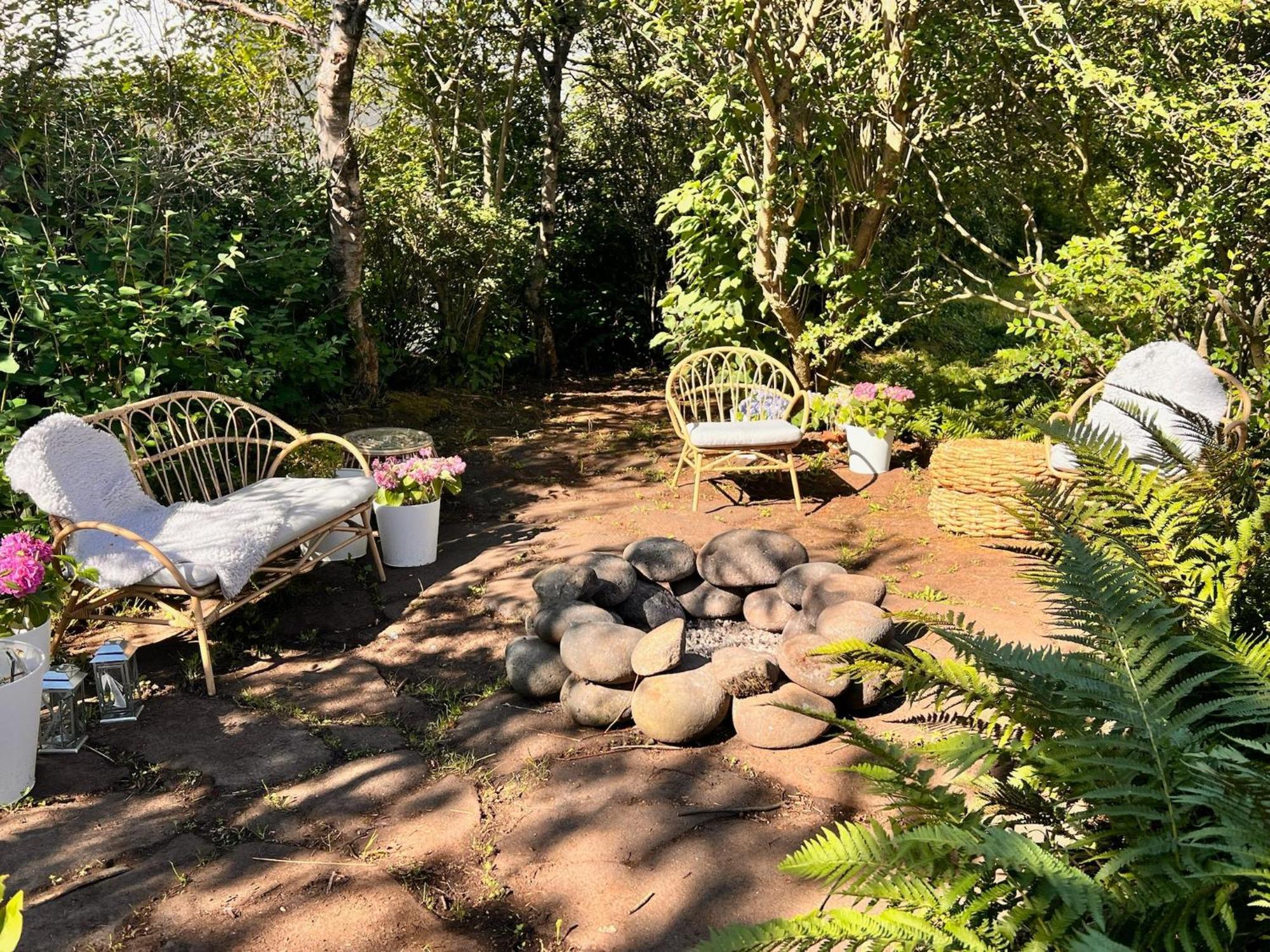 Casa Disa - Dreams, A Boutique Guesthouse In Reykjavik City'S Central Park And Botanical Garden In Laugardalur, Hot-Spring-Valley ภายนอก รูปภาพ