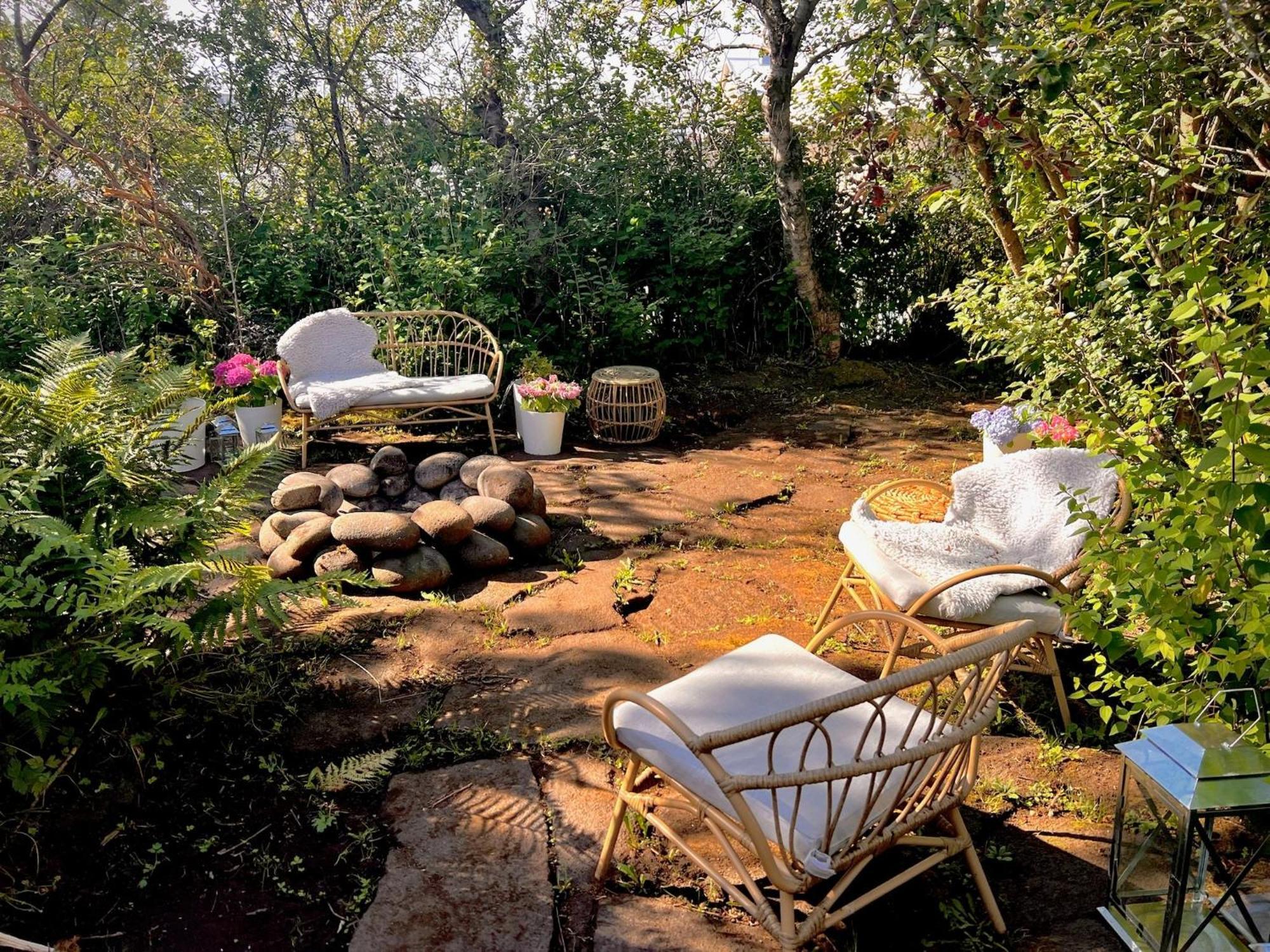 Casa Disa - Dreams, A Boutique Guesthouse In Reykjavik City'S Central Park And Botanical Garden In Laugardalur, Hot-Spring-Valley ภายนอก รูปภาพ