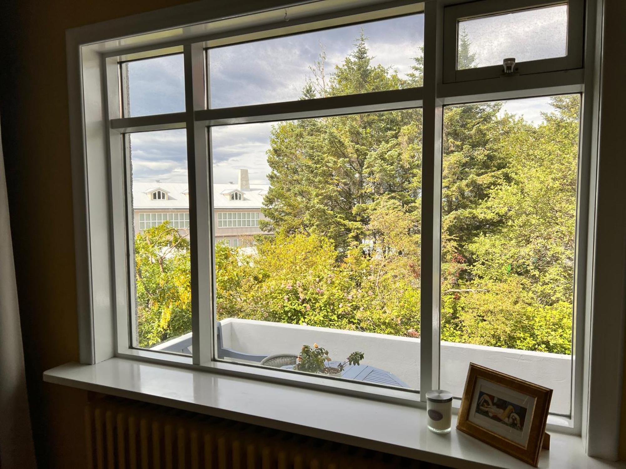 Casa Disa - Dreams, A Boutique Guesthouse In Reykjavik City'S Central Park And Botanical Garden In Laugardalur, Hot-Spring-Valley ภายนอก รูปภาพ