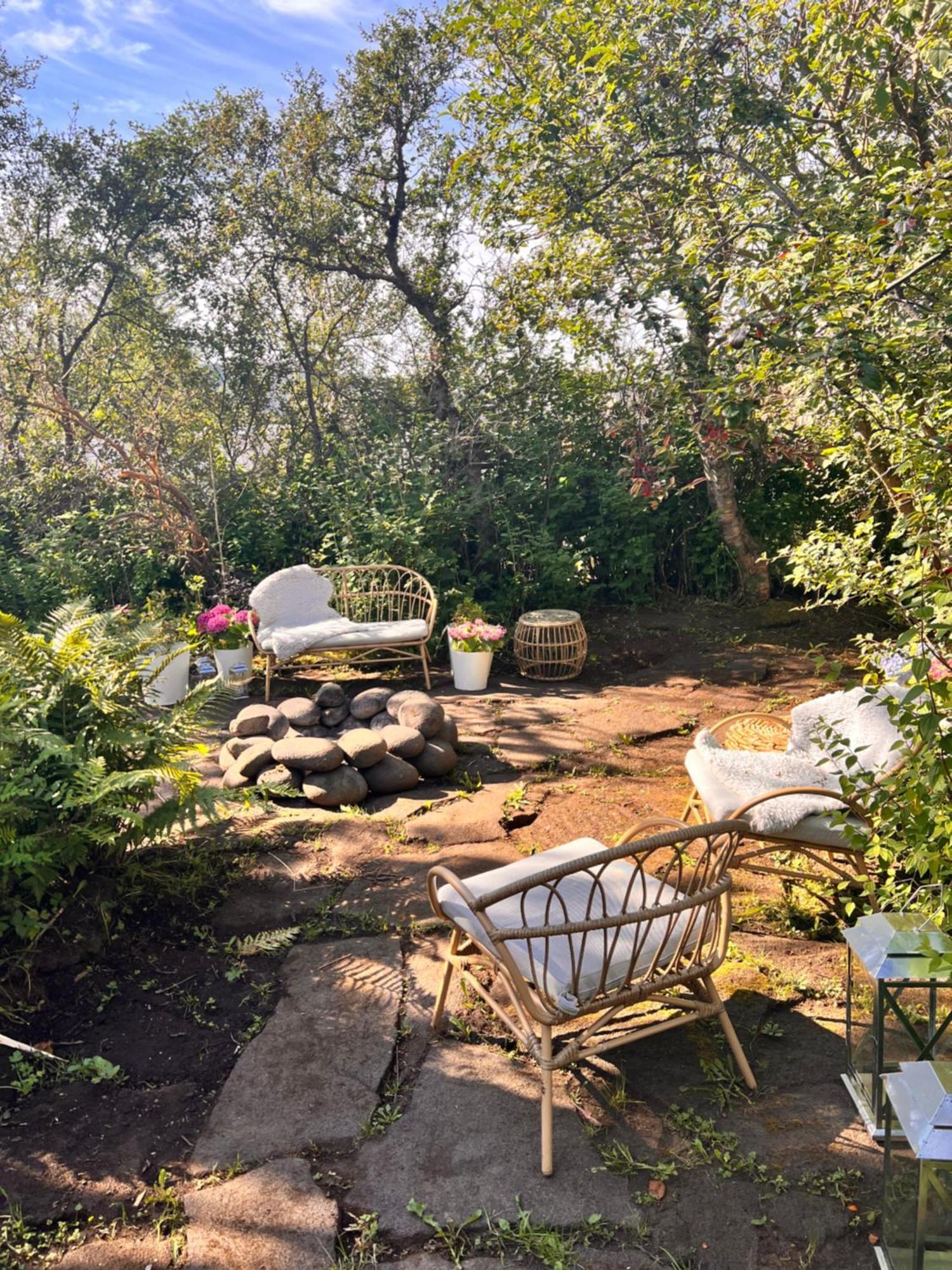 Casa Disa - Dreams, A Boutique Guesthouse In Reykjavik City'S Central Park And Botanical Garden In Laugardalur, Hot-Spring-Valley ภายนอก รูปภาพ